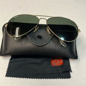 Ray-Ban Aviator RB 3025 Sunglasses - Gold Frame - large -0745-LR-07